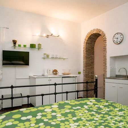 Trastevere Intimate Apartment Roma Esterno foto